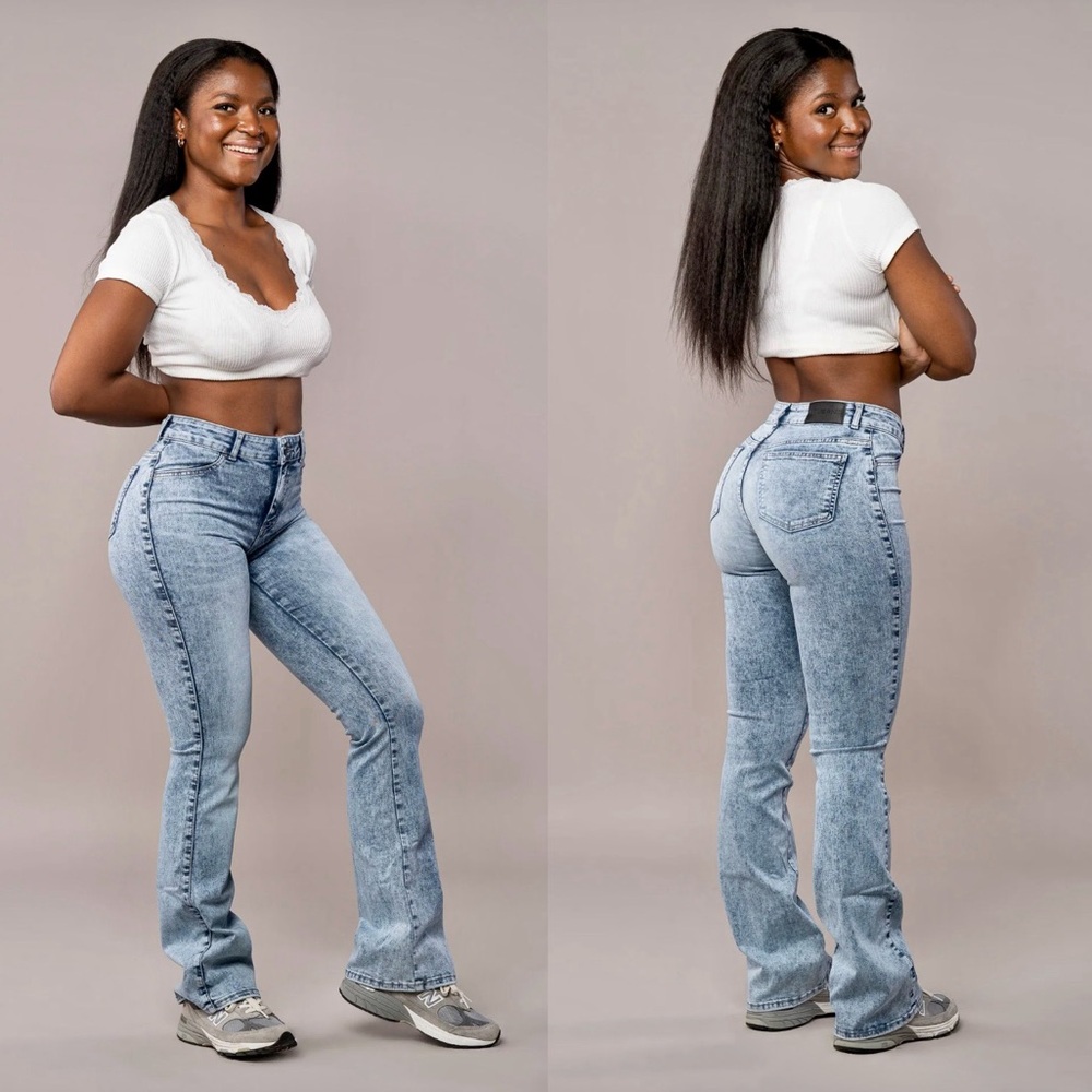 FITJEANS Flared Mid Waisted 80’s Blue M